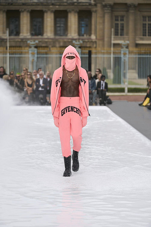 GIVENCHY SPRING - SUMMER 2023 MEN'S READY-TO-WEAR COLLECTION