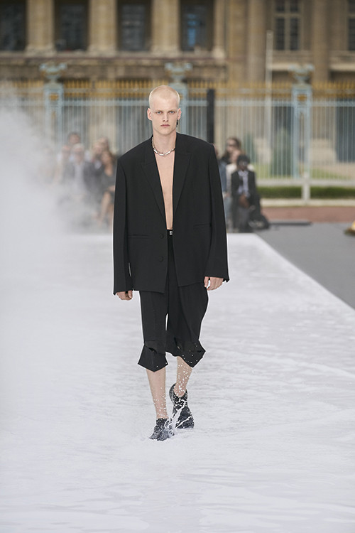 GIVENCHY SPRING - SUMMER 2023 MEN'S READY-TO-WEAR COLLECTION