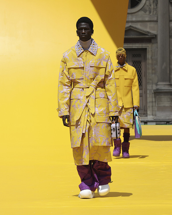 LOUIS VUITTON SPRING SUMMER 2023 MEN SHOW