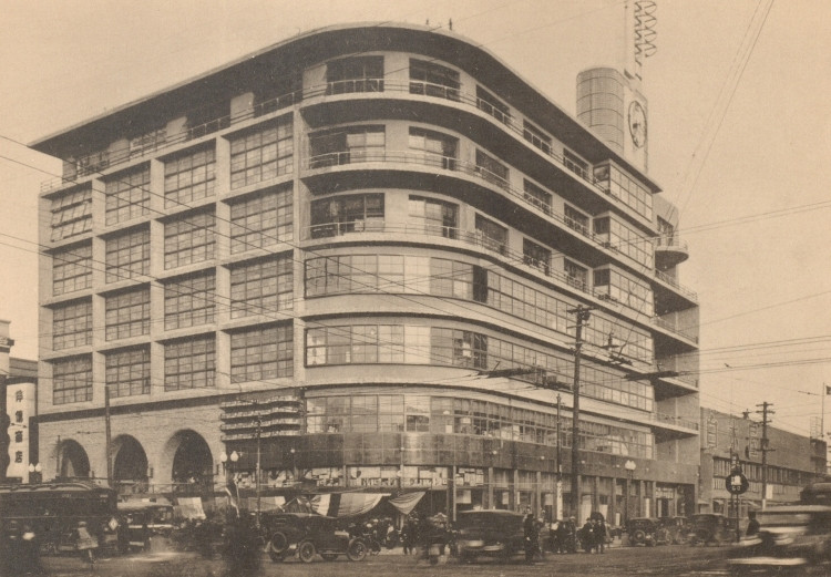 白木屋日本橋店（1928年、提供：石本建築事務所）
