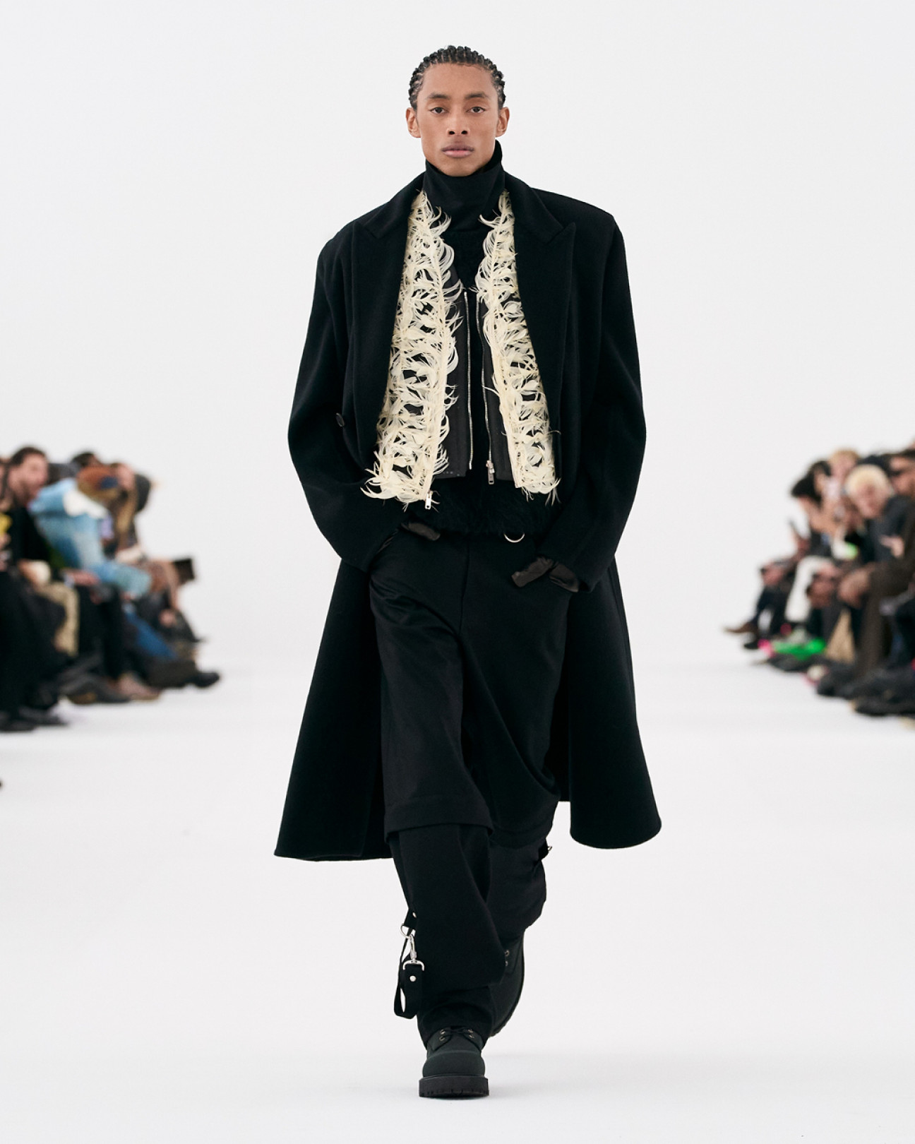 GIVENCHY FALL - WINTER 2023 MEN'S READY-TO-WEAR COLLECTION