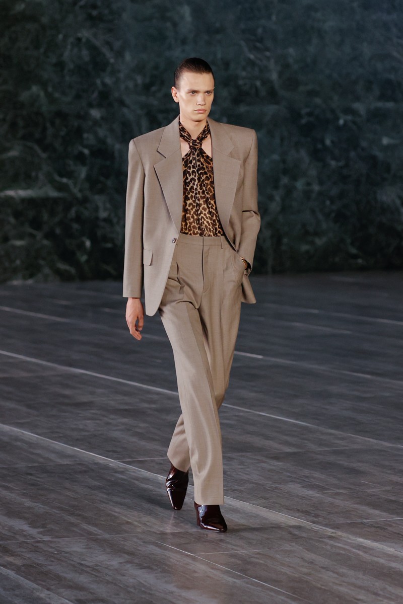 <SAINT LAURENT> MEN'S SUMMER SHOW 2024