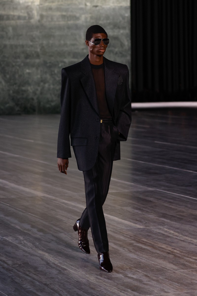 <SAINT LAURENT> MEN'S SUMMER SHOW 2024