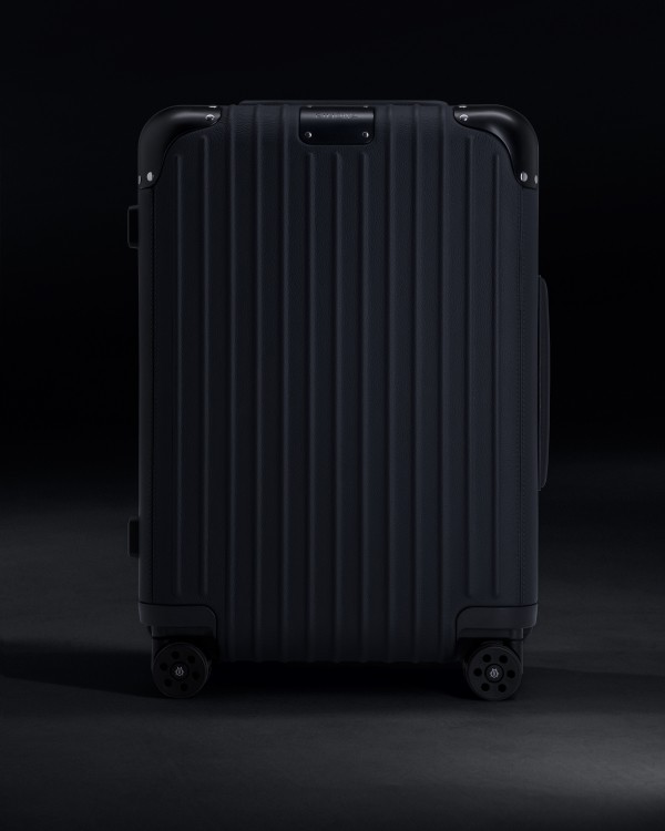 RIMOWA「DISTINCT Cabin」