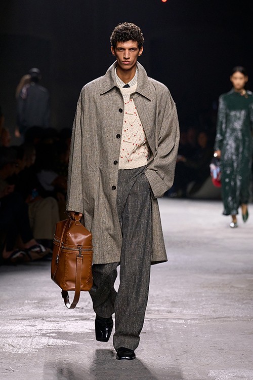 Bottega Veneta Summer 25 Show