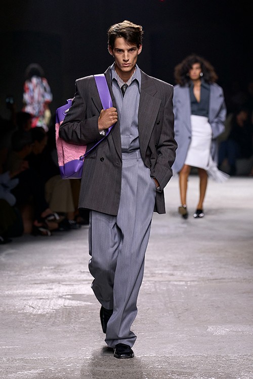 Bottega Veneta Summer 25 Show