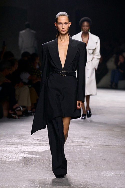 Bottega Veneta Summer 25 Show